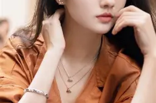 【绝对爆款】彻底炸锅！顶流片场停工大瓜网友：滤镜碎成渣！